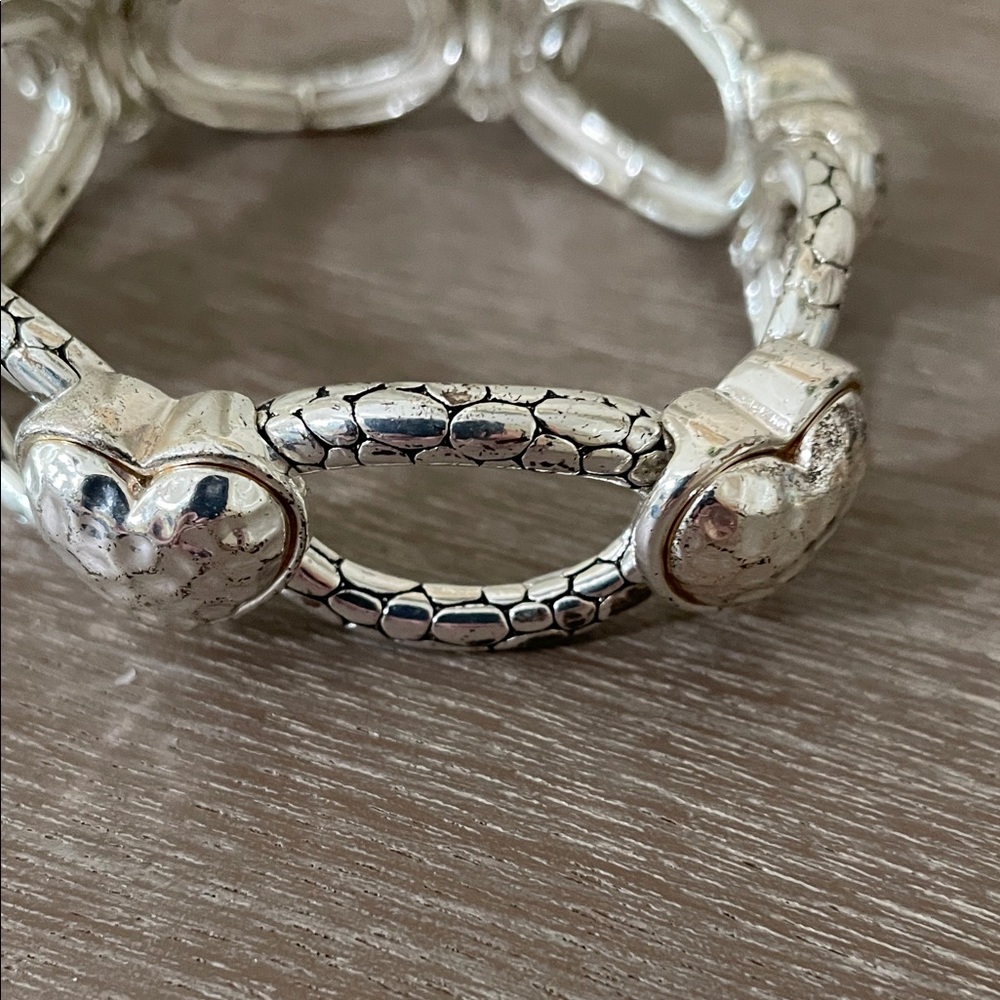 Hand Crafted Silver stretch Bracelet - Picture 3 of 7